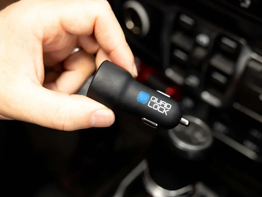 QUAD LOCK 12V DUAL USB CAR CHARGER (USB-C/USB-A)