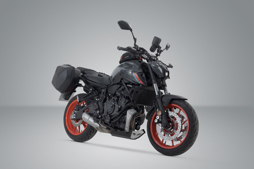 URBAN ABS side case system - 2x 16,5 l. Yamaha MT-07 (18-24). SW-Motech