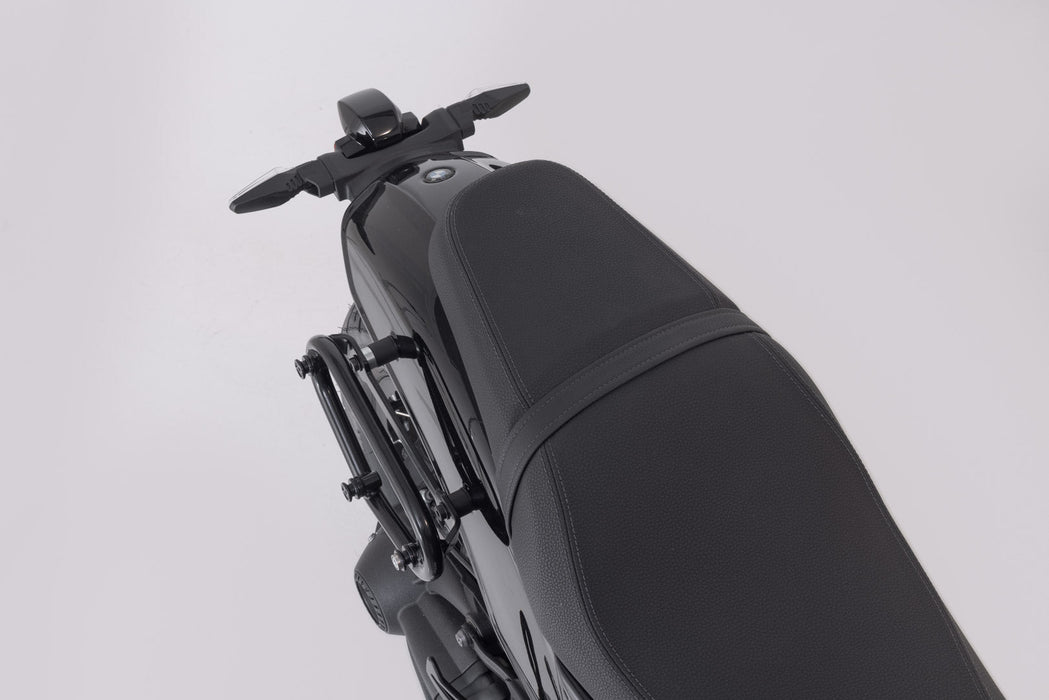 Legend Gear side bag system LC - BMW R12 (23-). SW-Motech