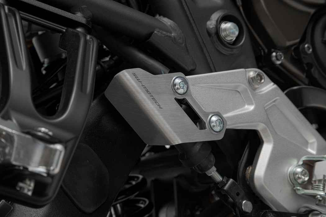 Brake cylinder guard - Silver. Yamaha Ténéré 700 models (19-). SW-Motech