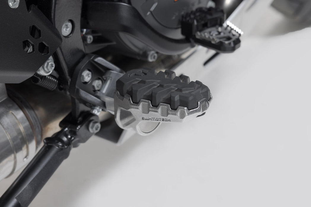 EVO footrest kit - KTM 1290 Super Adventure (21-). SW-Motech