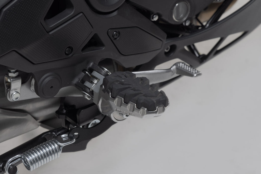 EVO footrest kit - Kawasaki models. SW-Motech
