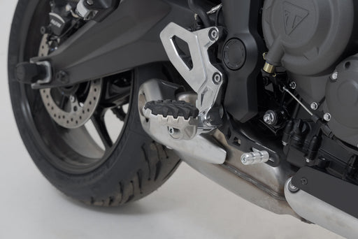 EVO footrest kit - Triumph Tiger 660 (21-24), Yamaha Tracer 700 / 7. SW-Motech