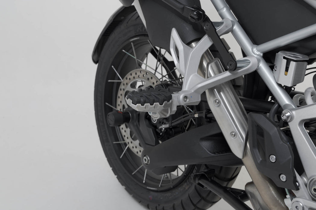 EVO passenger footrest kit - Triumph Tiger 1200 models (22-). SW-Motech