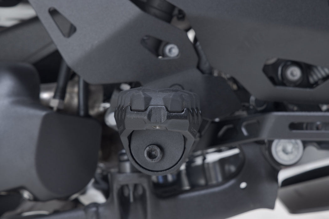 EVO footrest kit - Black. Honda / Suzuki / KTM models. SW-Motech