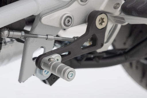 Gear lever - BMW R 1200 R/RS (14-18), R 1250 R/RS (18-). SW-Motech