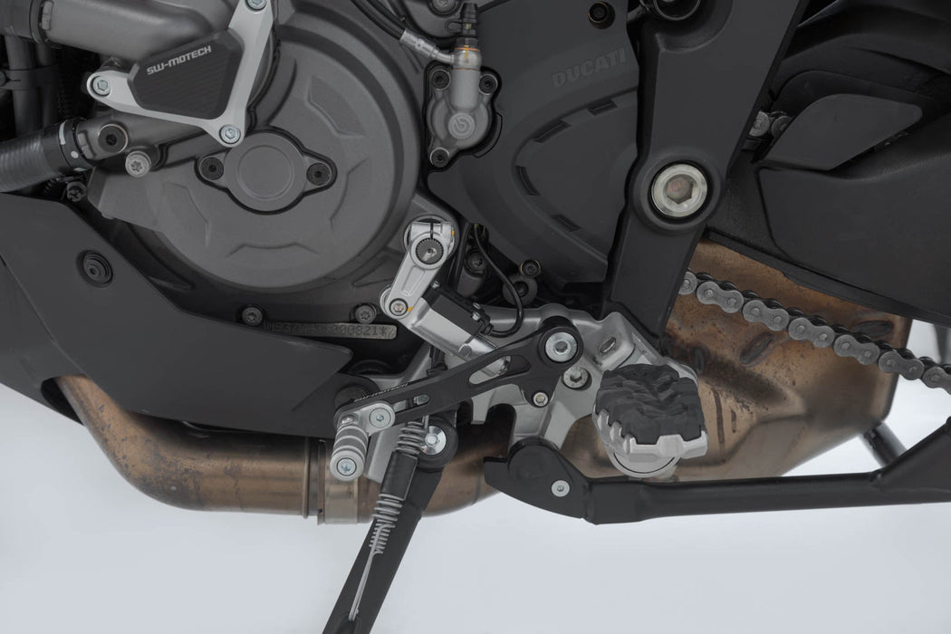 Gear levers - Ducati Multistrada 950 (18-)/1260 (17-)/V2 (21-). SW-Motech