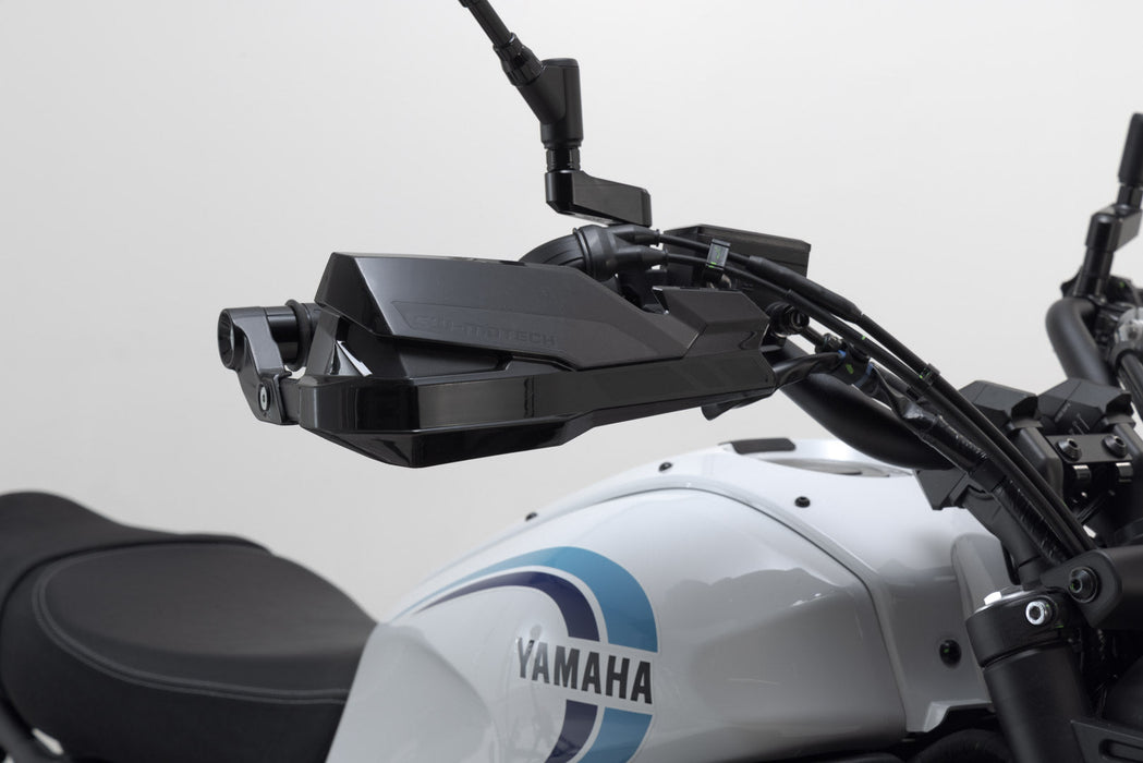 KOBRA handguard kit - Black. Yamaha MT-07, MT-09, XSR700/900. SW-Motech