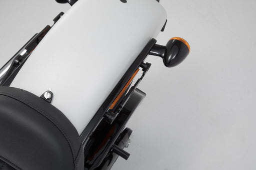 SLH side carrier LH2 left - Harley-Davidson Softtail Slim (17-). For LH2. SW-Motech