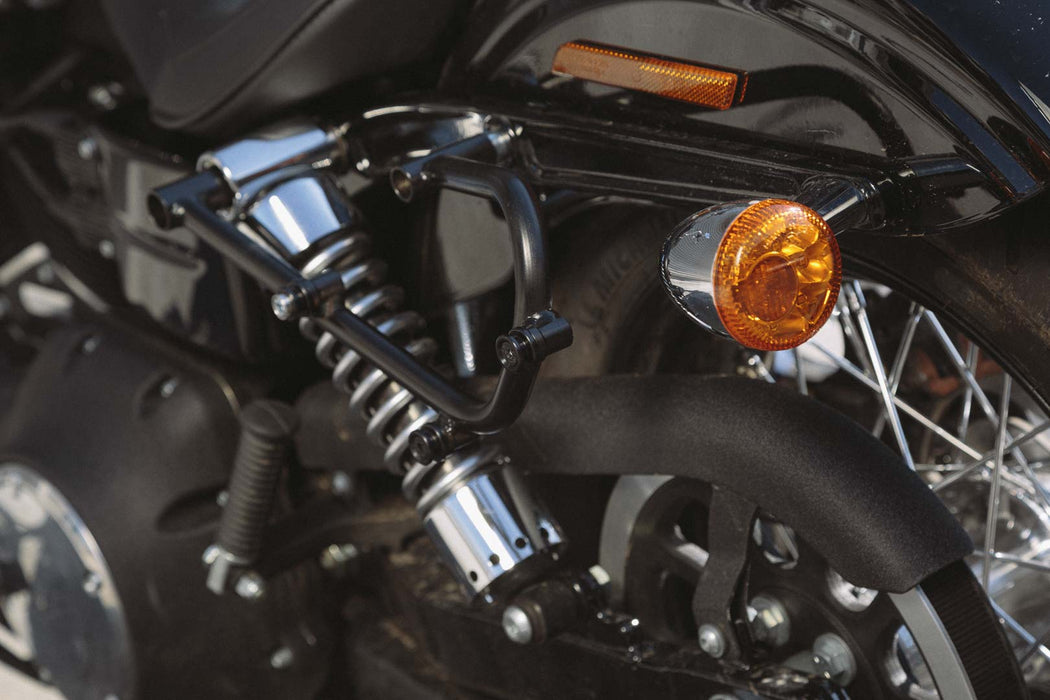 SLC side carrier left - Harley Dyna models (09-17). SW-Motech