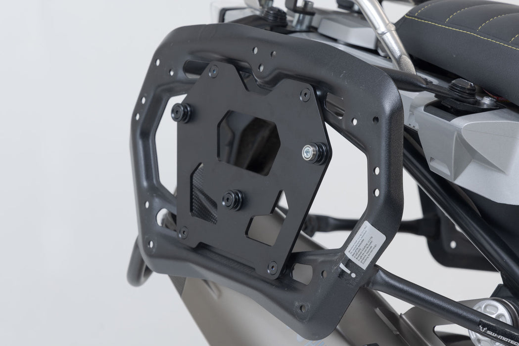 Adapter kit for PRO side carrier - For SLC mounting on PRO side carrier. SW-Motech