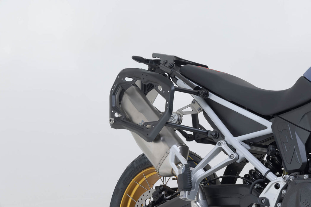 TRAX ADV aluminium case system - Silver. 45/37 l. BMW F 900 GS (23-). SW-Motech
