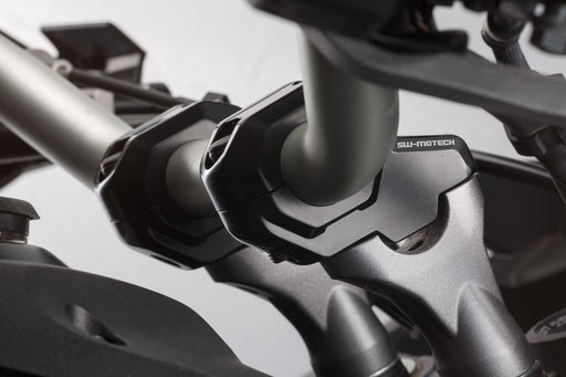 Bar back for Ø 28 mm handlebar - H=30 mm. Back 22 mm. Black. SW-Motech