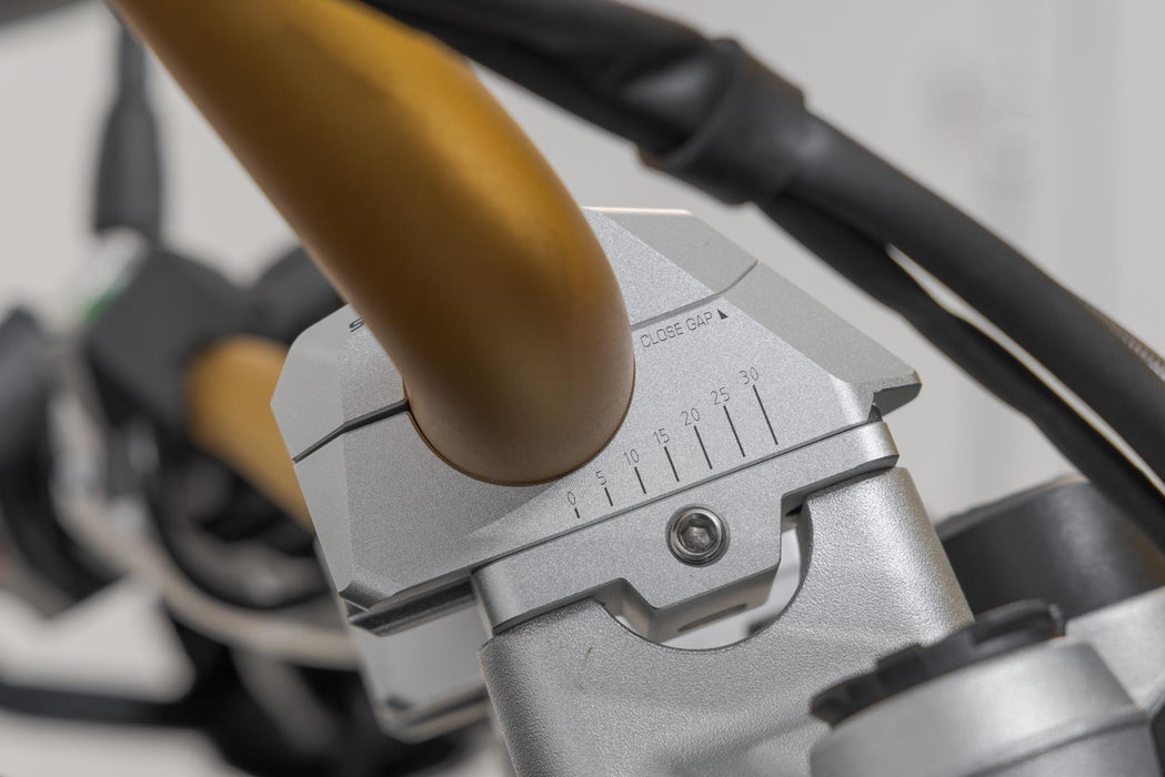 Bar back variable for Ø32 handlebars - H=32mm. Back 5/10/15/20/25/30 mm. Silver. SW-Motech