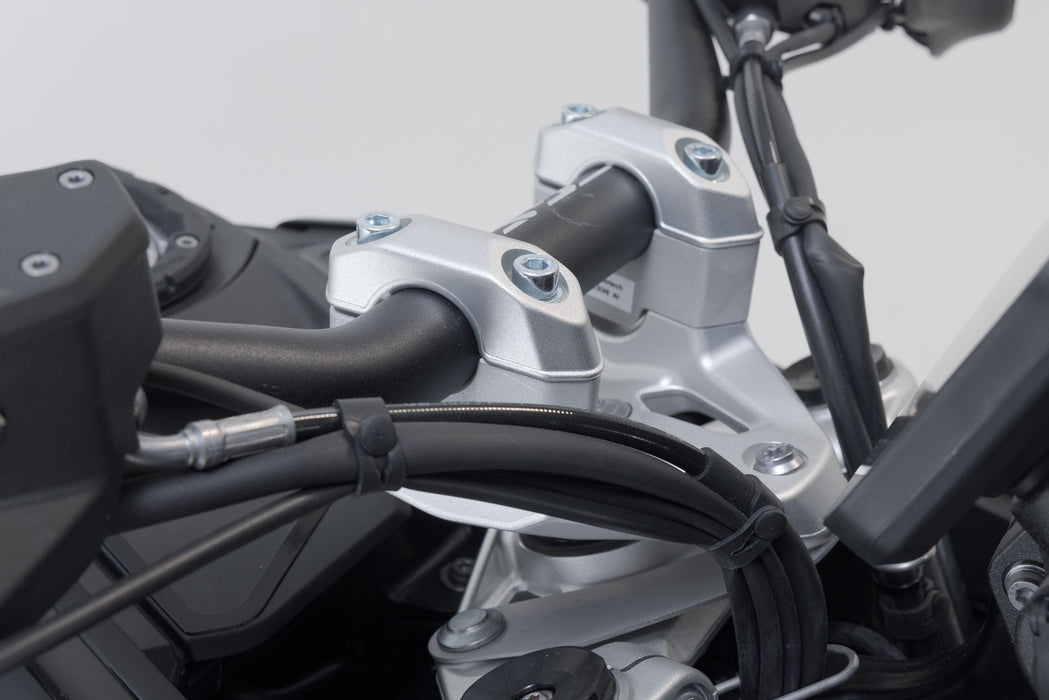 Bar riser - H=30mm. Silver. BMW R 1300 GS (23-)/Adv (24-). SW-Motech