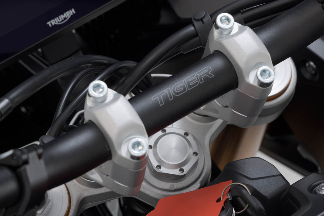 Bar riser - H=30 mm. Silver. Triumph Tiger 900 GT/Rally Pro. SW-Motech