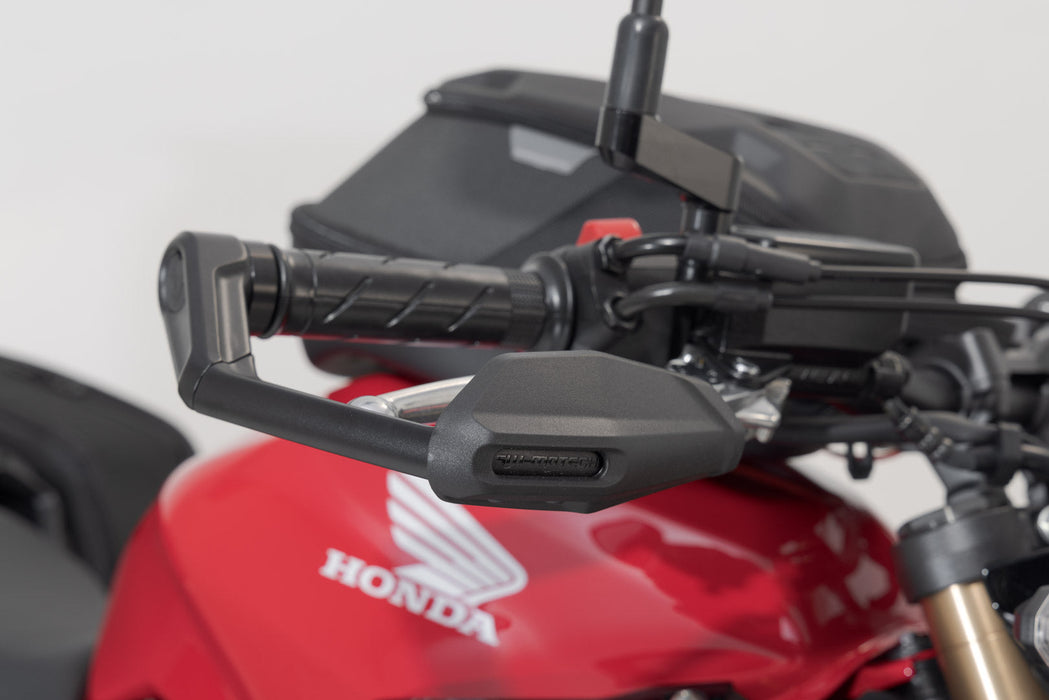 Lever guards with wind protection - Black. Honda CB650R, CB500F, CB500 Hornet. SW-Motech