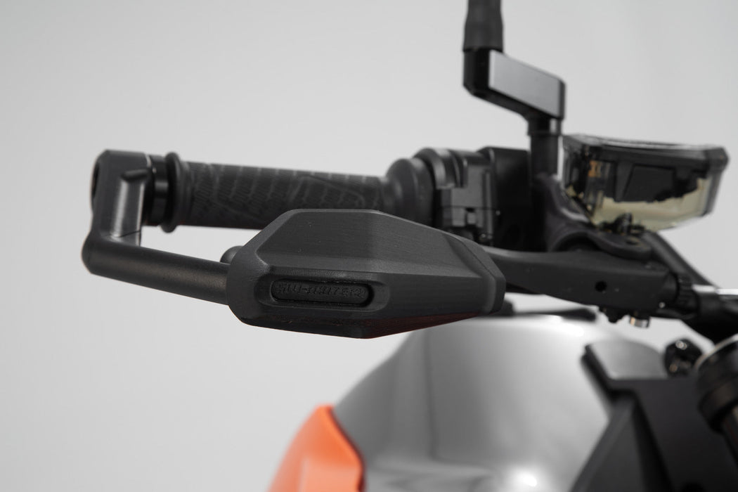 Lever guards with wind protection - Black. KTM 790/890/990 Duke, 1290 Super Duke R. SW-Motech