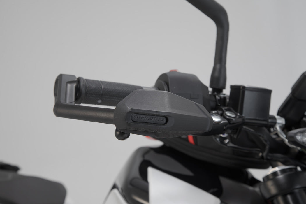 Lever guards with wind protection - Black. 390 Duke, Monster 937, MT-03, Tuono 1100. SW-Motech