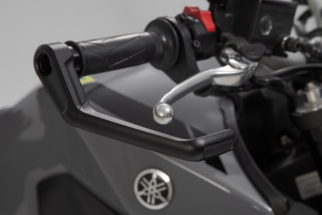 Lever guards - Black. Yamaha models (16-), CFMoto 450NK (23-). SW-Motech