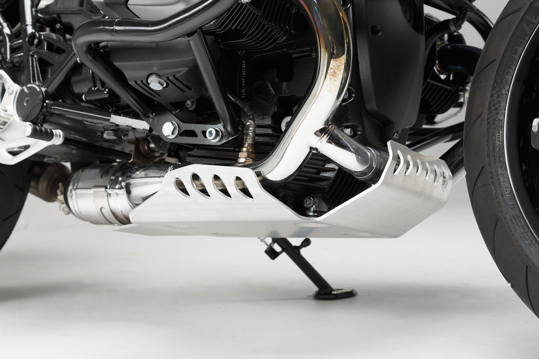 Engine guard - Silver. BMW R nineT / Pure / Scrambler. SW-Motech