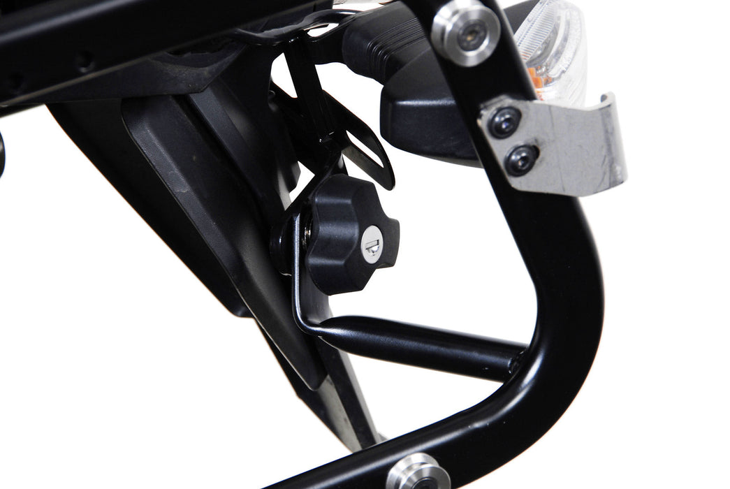 Anti-theft protection for EVO carrier - QUICK-LOCK function. 2 matching locks, 2 keys. SW-Motech