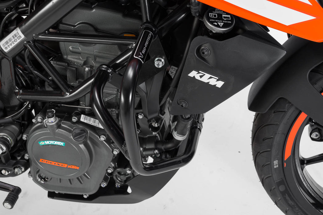 Crash bar - Black. KTM 125 (11-20) / 200 Duke (11-16). SW-Motech