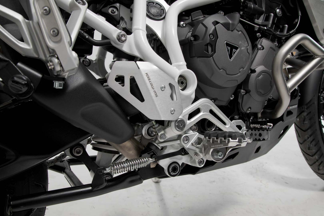 Heel guard right - Black. Triumph Tiger 900/GT/Rally/Pro (19-23). SW-Motech