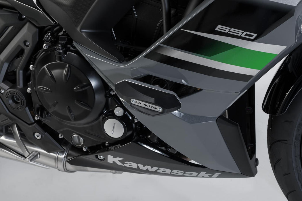 Frame slider kit - Black. Kawasaki Ninja 650 (16-). SW-Motech
