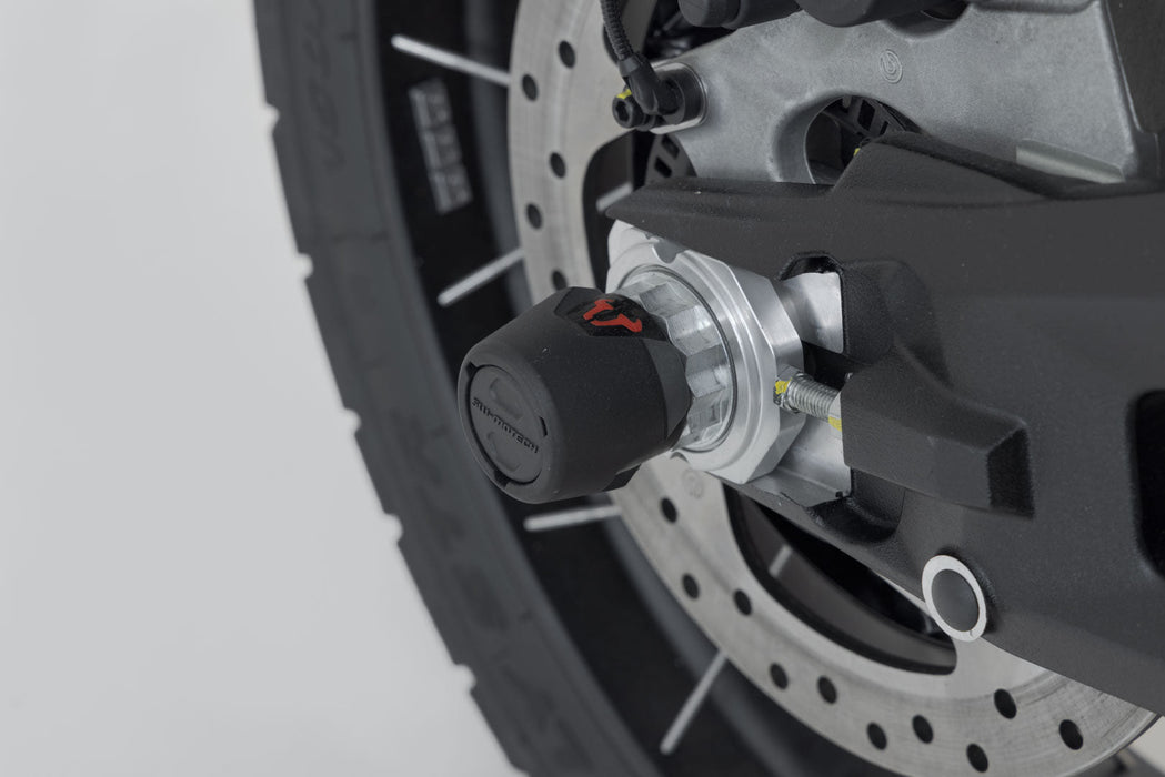 Slider set for rear axle - Black. Ducati models (14-). SW-Motech