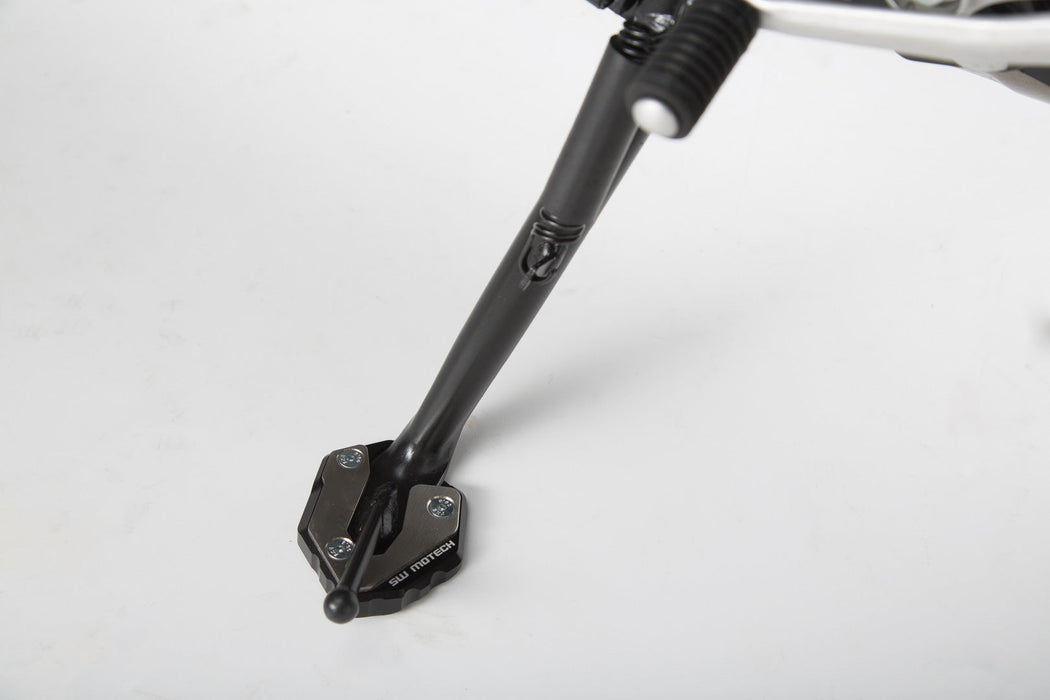 Extension for side stand foot - Black/Silver. Yamaha MT-09 Tracer, XSR900/Abarth. SW-Motech