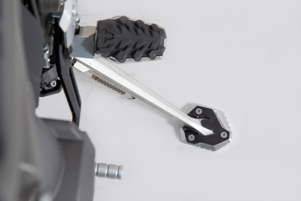 Extension for side stand foot - Black/Silver. Triumph Tiger 800 XC / XR (17-). SW-Motech