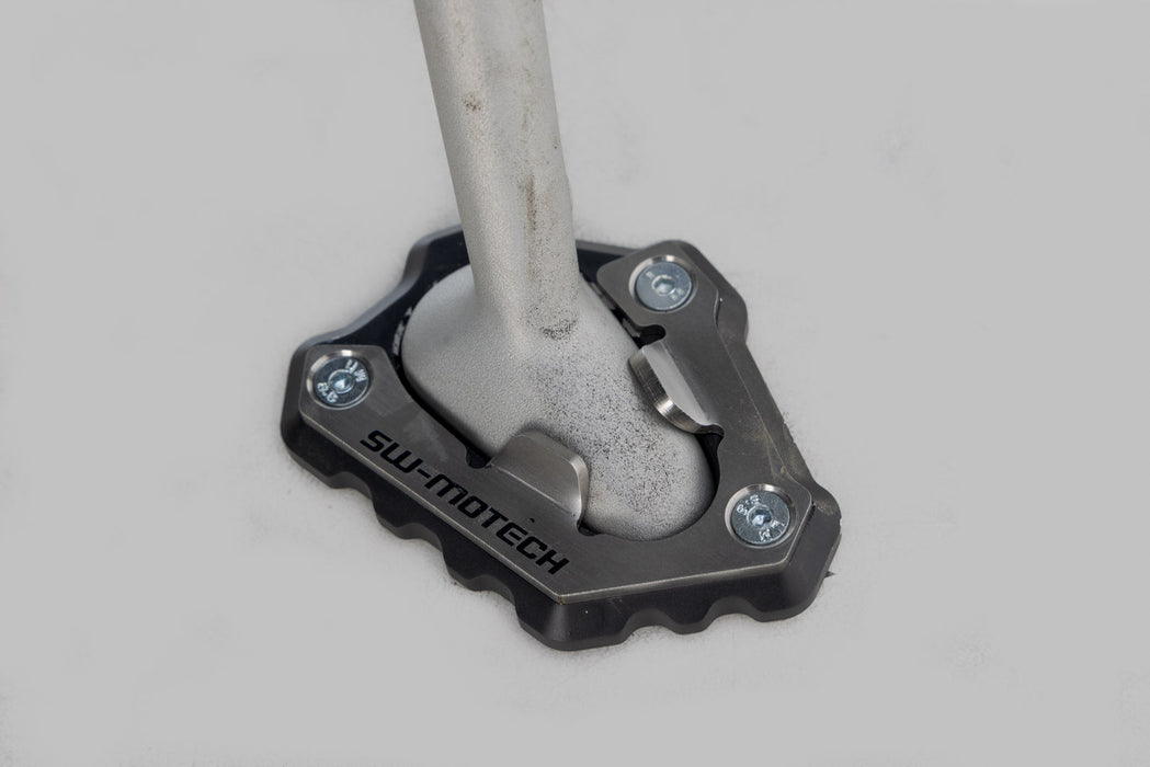 Extension for side stand foot - Black/Silver. Triumph Speed Triple 1200 RS (21-). SW-Motech