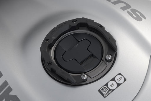 PRO tank ring - Black. Suzuki GSX 1300 R Hayabusa (20-). SW Motech